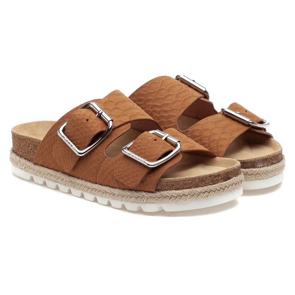 NWT J/SLIDES LEIGHTON Tan Embossed Leather Sandal - Picture 2 of 12